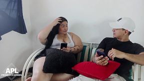 llego de visita a casa de mi vecina y le enseno un nuevo juego - historia completa