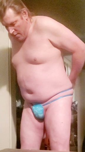 Lee Przybylowicz shows his camel toe