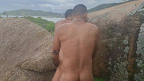 daddy argentino levando porra no cu na praia de florianopolis