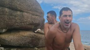daddy argentino levando porra no cu na praia de florianopolis