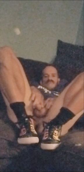 lounging jerk with nut