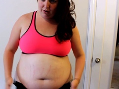 Amateur super hot brunette masturbating 3 mp4