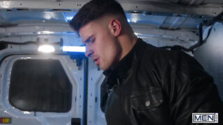 минет, мастурбация, кончил, ручная работа, эякуляция на лицо, офис – татуированные медведи Малик Дельгати и Оливье Роберт трахаются в задницу,