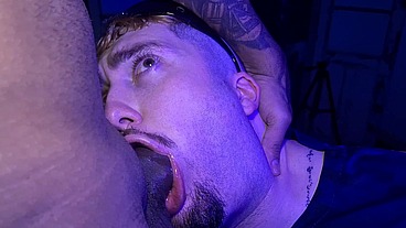 Pica no cu do gordinho safadão e leite na cuceta