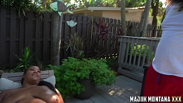 Miss Exquisite Needs Majiik Montana's Real Meat to Satisfy Her Hunger