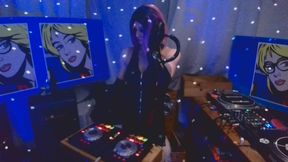 Tits and Techno - Who Would Watch This on Weekly Livestream?