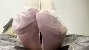 Submit To My Nylon Feet
