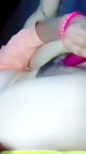 Part 21yers old hot Indian girl with masterbating brinjal   Clip 1