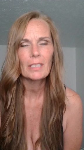 JOI Sexy Natural MILF