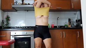me encanta mi hermosa hermanastra. chupa muy rico mi polla. pov