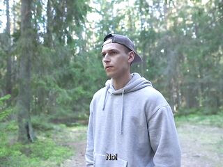 I OFFERED A STRANGER TO FUCK ME IN THE FOREST FOR MONEY