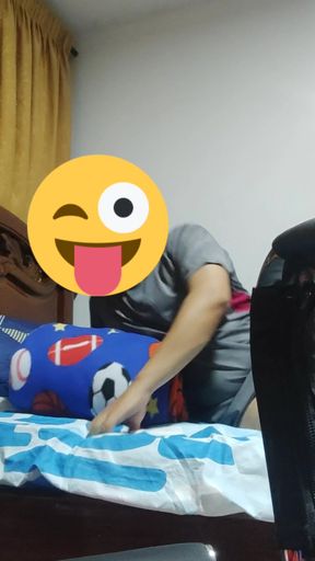 Fucking the pillow