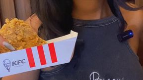 KFC Stuffing: Filling my belly with crispy fried chicken