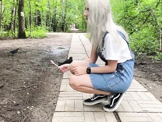 Walking with Cum in my Pants after the Sex in a Public Park - Eva Elfie