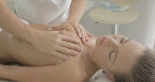 Skinny teen ends up trying cock with passion during erotic massage