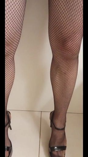 Tights and Heels Mistressxxx in Hotel