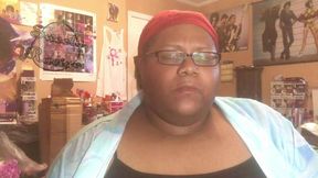 SSBBW Eats a Snack