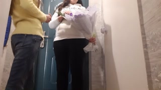 Paid off the flower delivery girl with analingus and - lesbian_illusion