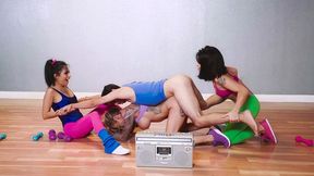 Lucky dude has three horny XXX chicks to play with after a workout