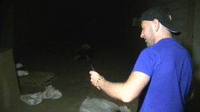 2281 salpe dosee en jock et skets en pleine nuitcette bonne salope m attend en...