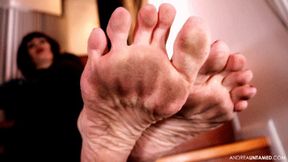 Dirty Foot Slave (720p)