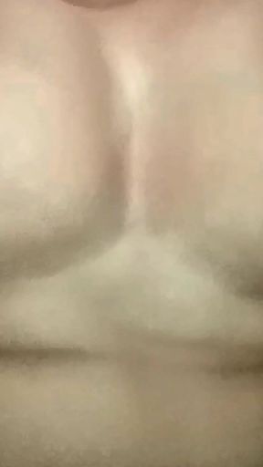 Enjoying the Perfect Body of My Best Friend Wife