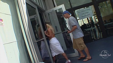 Dawnson Daily Is the Hottest MILF in Town