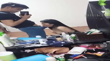 diemut sama cewek cantik imut di kamar