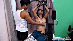 Idol Tickled In The Gym
