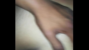 Echandome un culito
