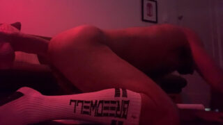 Neuken, harig, gapend, fisting, enorme dildo – Europese homohoeren die anaal gefist worden