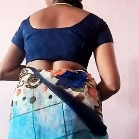 Tamil Aunty&rsquo;s Saree Strip Nude Show