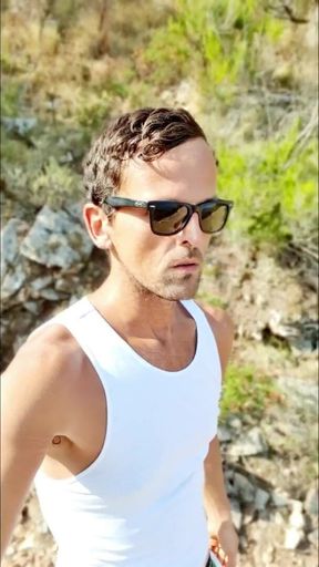 Slutboyben Cam4 Public Piss on Vacation