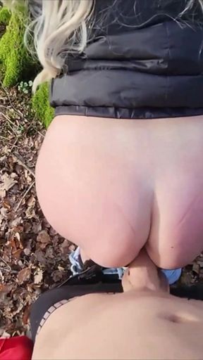 Having Fun Outdoor With Stranger Girl I Only Know From The Internet Deep In The Woods - Litclit69   Clip 1