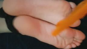 Extended foot tickling session for Dafne by Tirsa (lost video)