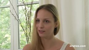 Mary Wet gets off with a steamy bathtub masturbation and vibrator action