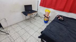 Evil Dwarf Brunette ends the life of the Paulo Troxa doll with her farts and fighting moves. By Evil Dwarf Cam Full HD