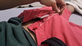 My boner never ends, so I had to jerk off to relieve a little, wow a lot of cum at the end!