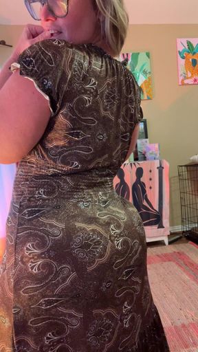 Sundress Try on with a Little Booty Shaking