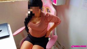 GIRL GOES TO LOOK FOR A JOB AND ENDS UP FUCKED