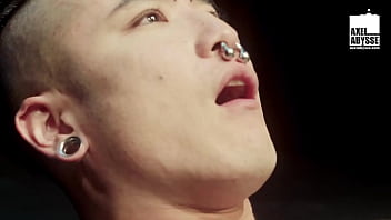 Axel Abysse Fist Pierced Through Yoshi Kawasaki Juicy Ass