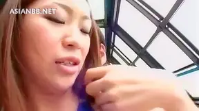 Video Picante de Jovencita Asiática Bien Cachonda follando intensamente