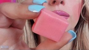 Blowing Bubbles Pink Bubblegum (HD) MP4