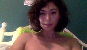 Oakland femboy Sarah SeaSol Jae Schwartz playing with herself