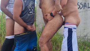 trepando com varios machos nas trilhas do eng goulart