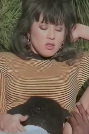This Vintage Slut Takes a Nice Black Cock Under the Los Angeles Sky