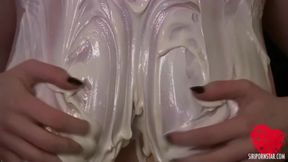 Siri Lotion Bukkake