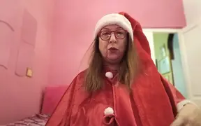 Eager female Santa brings carnal warmth to virtual nights