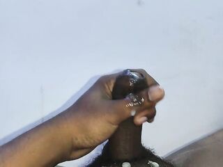 I CUM WHEN NO ONE AROUND AND SENT TO MY GF TO SEE HOW THIS PLAYGIRL REACT THIS HONEY LOVED IT AND CUM WITH ME