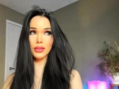 Cute amateur brunette naughty in solo jerking show on camera